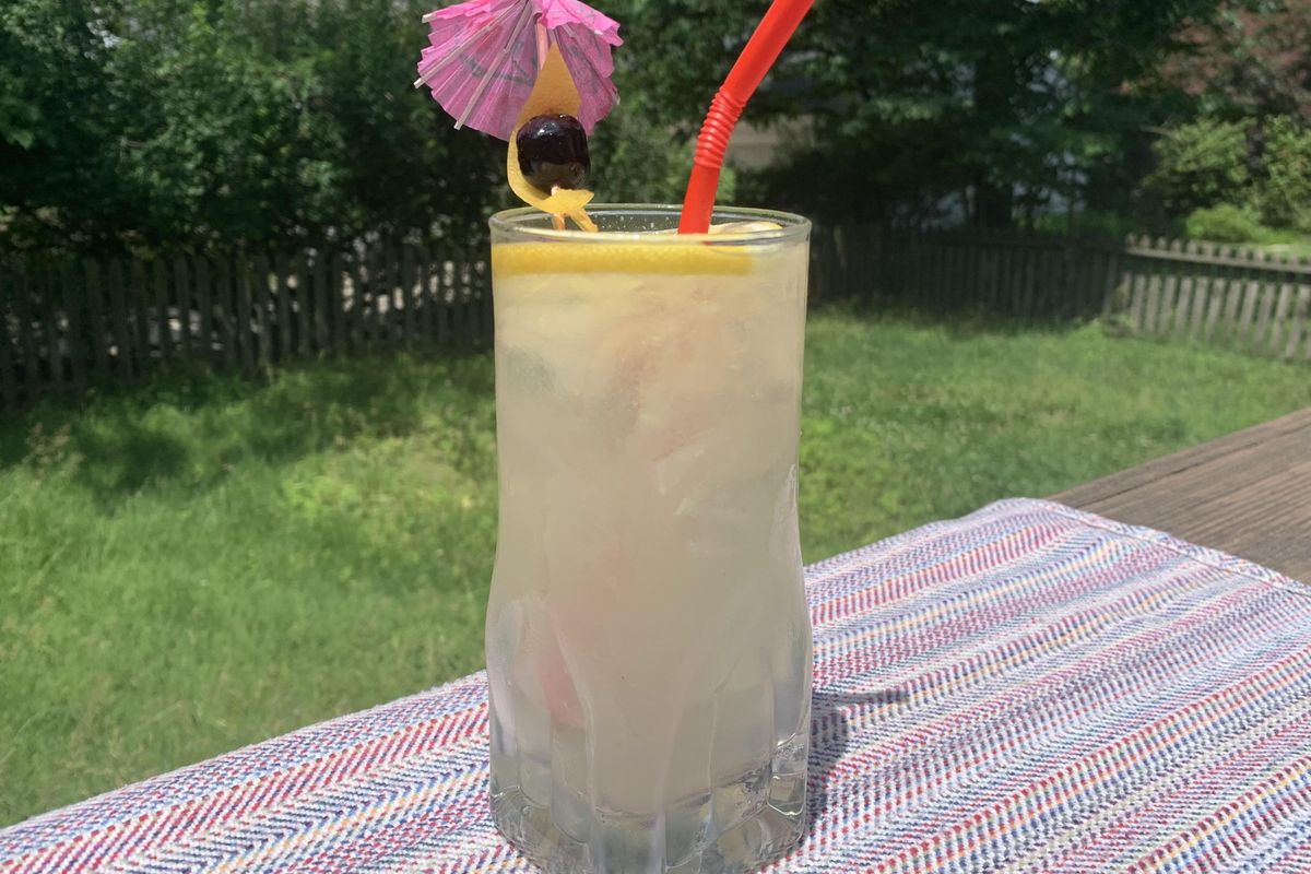 Welcome to Wonkette Happy Hour, With This Week's Cocktail, Lynchburg Lemonade!