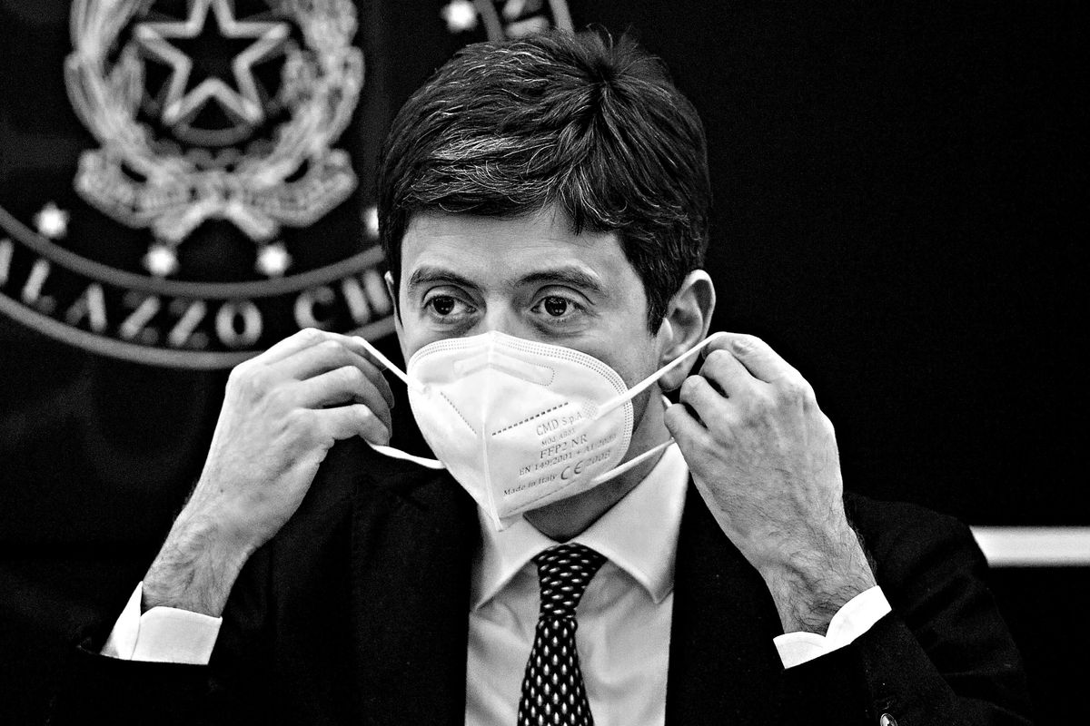 Speranza smascherato: il mondo mette la sua sanità dietro la lavagna