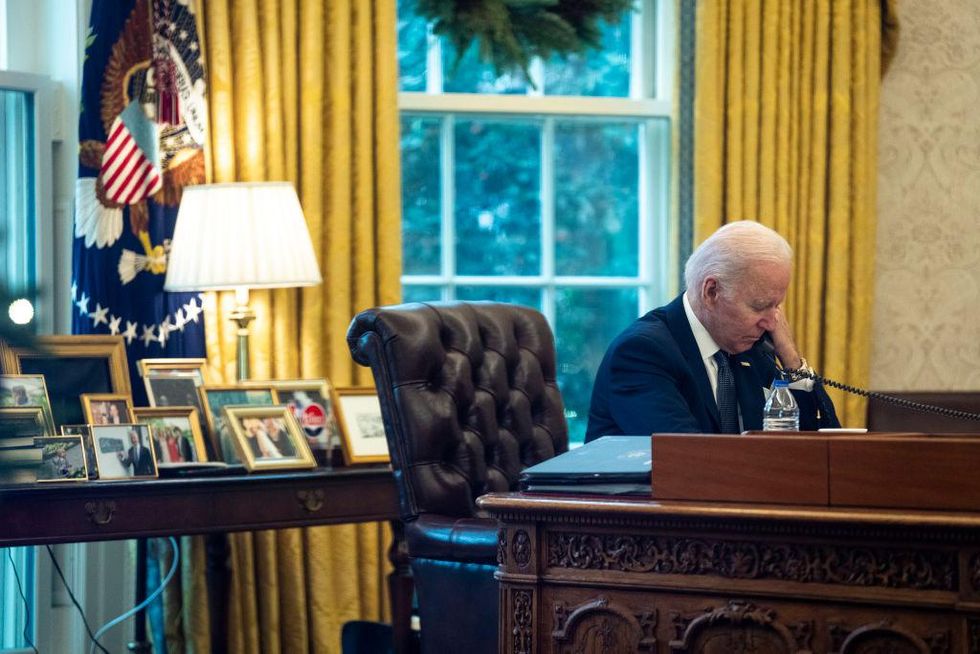 Illegal immigration surges 10 under Bidens watch report says