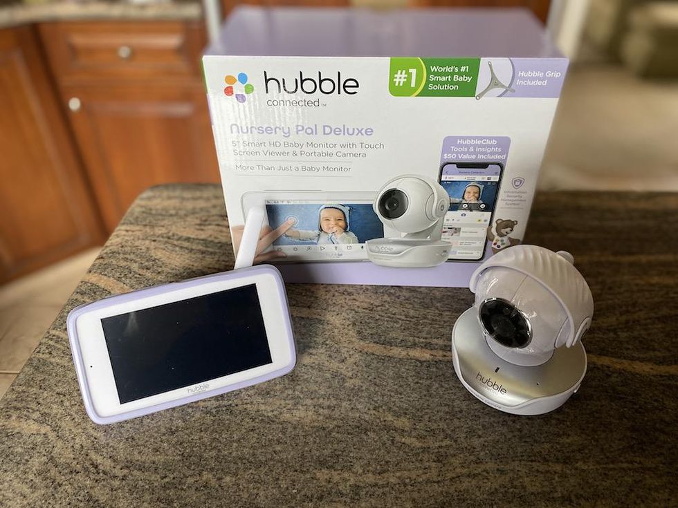 screenshot of hubble connected nursery pal deluxe baby monitor unboxed