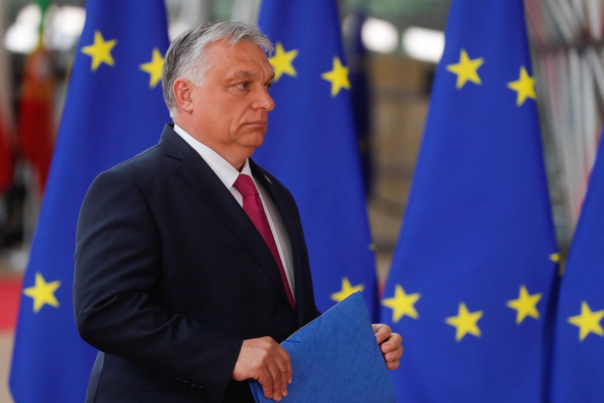 C’è l’ok alle sanzioni. Ma Orbán piega l’Ue anche sul patriarca