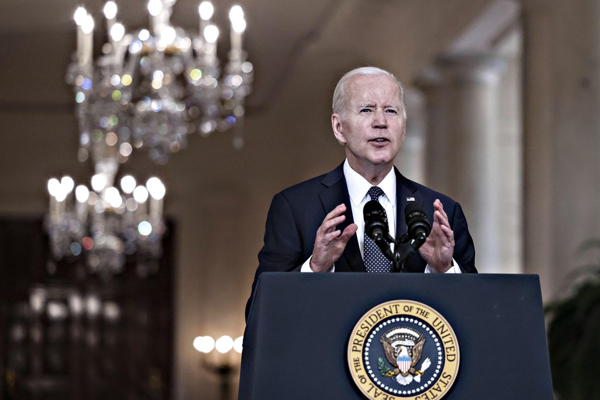 Giravolta di Biden sulle trattative. «Spetta a Kiev decidere se cedere»