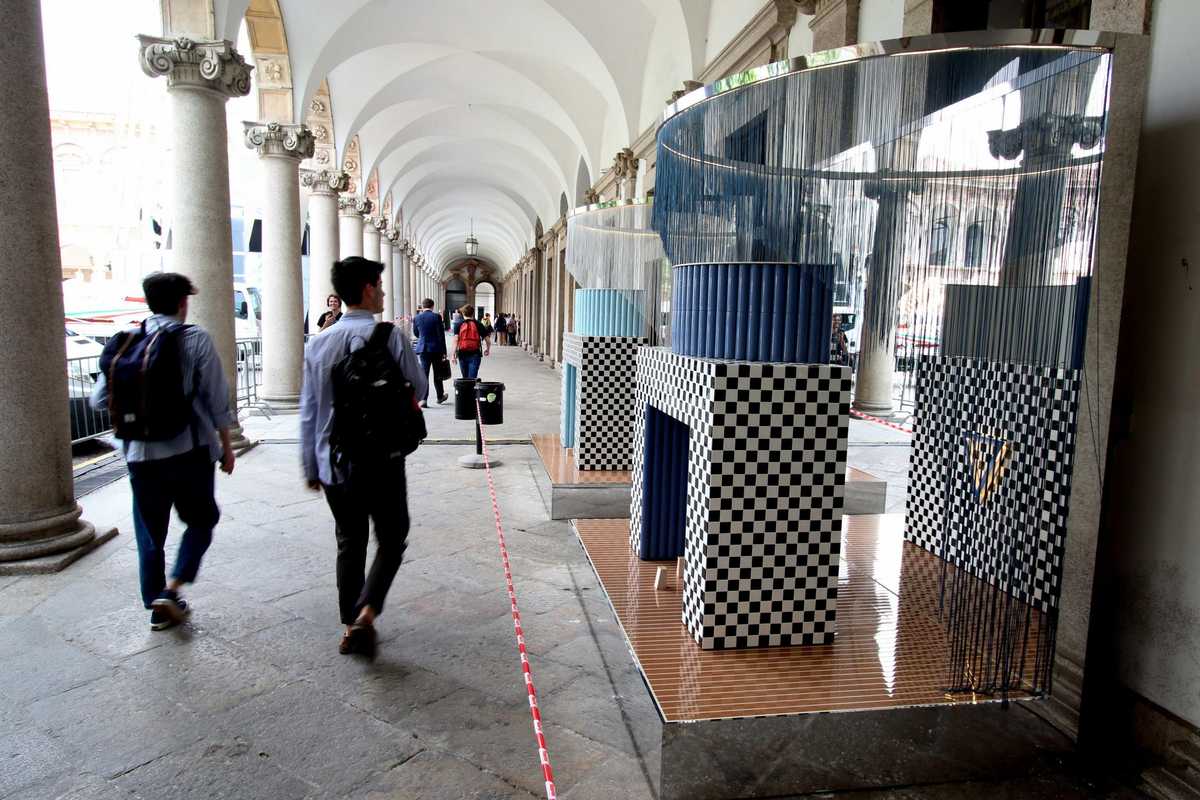 Il Salone del mobile fa il pienone di visitatori indiani