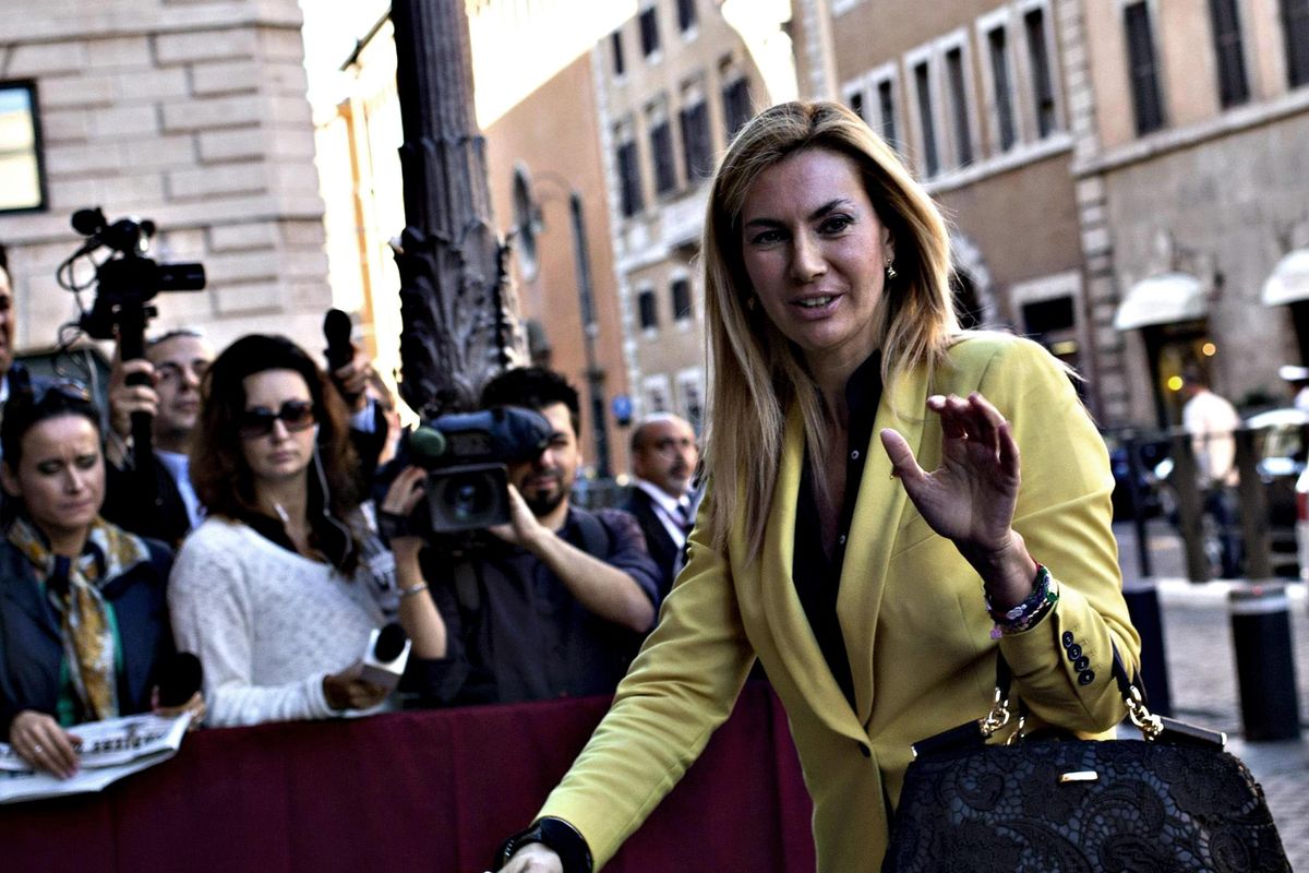 Michaela Biancofiore: «Scissione M5s? Un bluff per moltiplicare le poltrone»