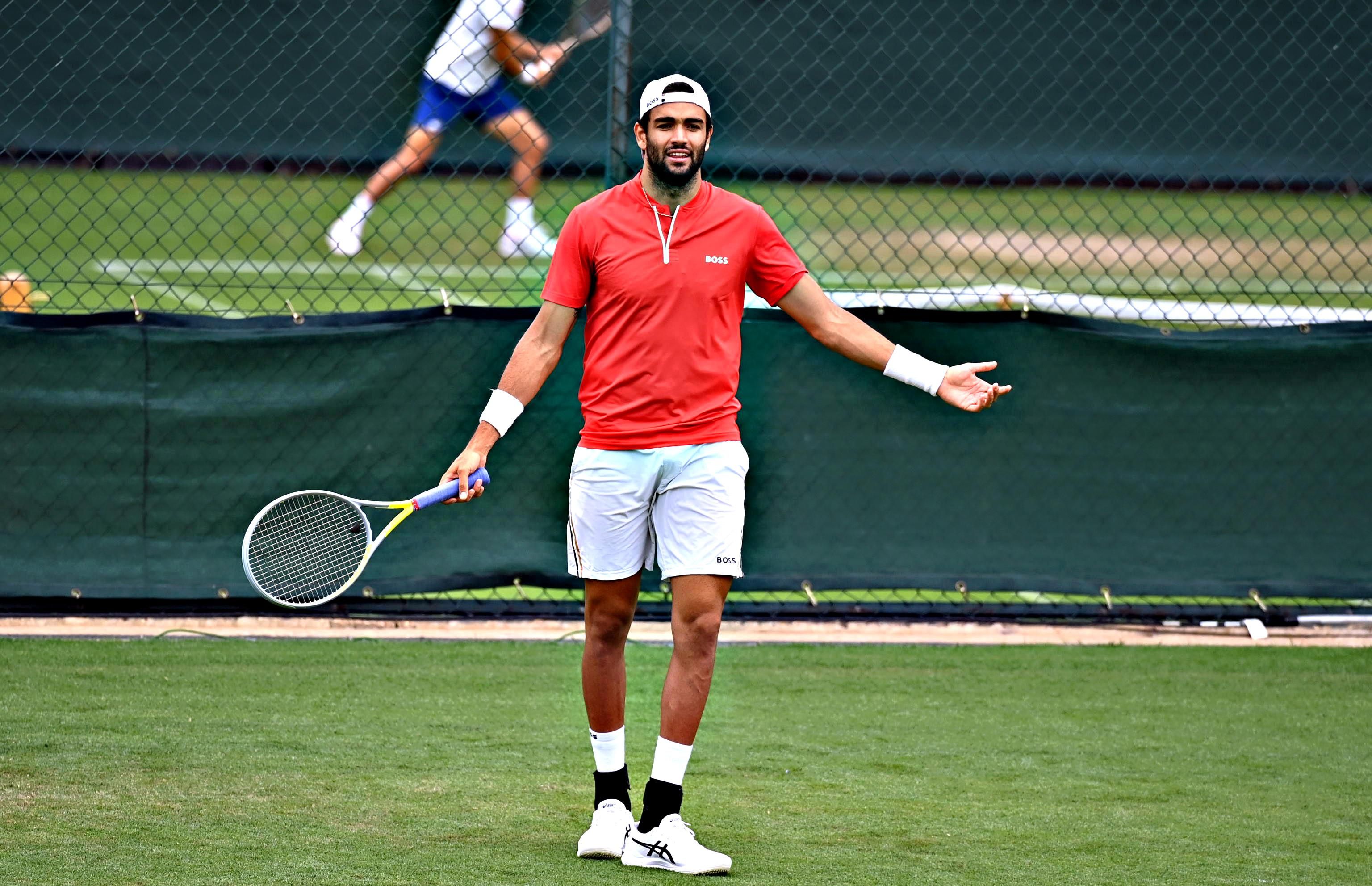 Berrettini fa harakiri col tampone
