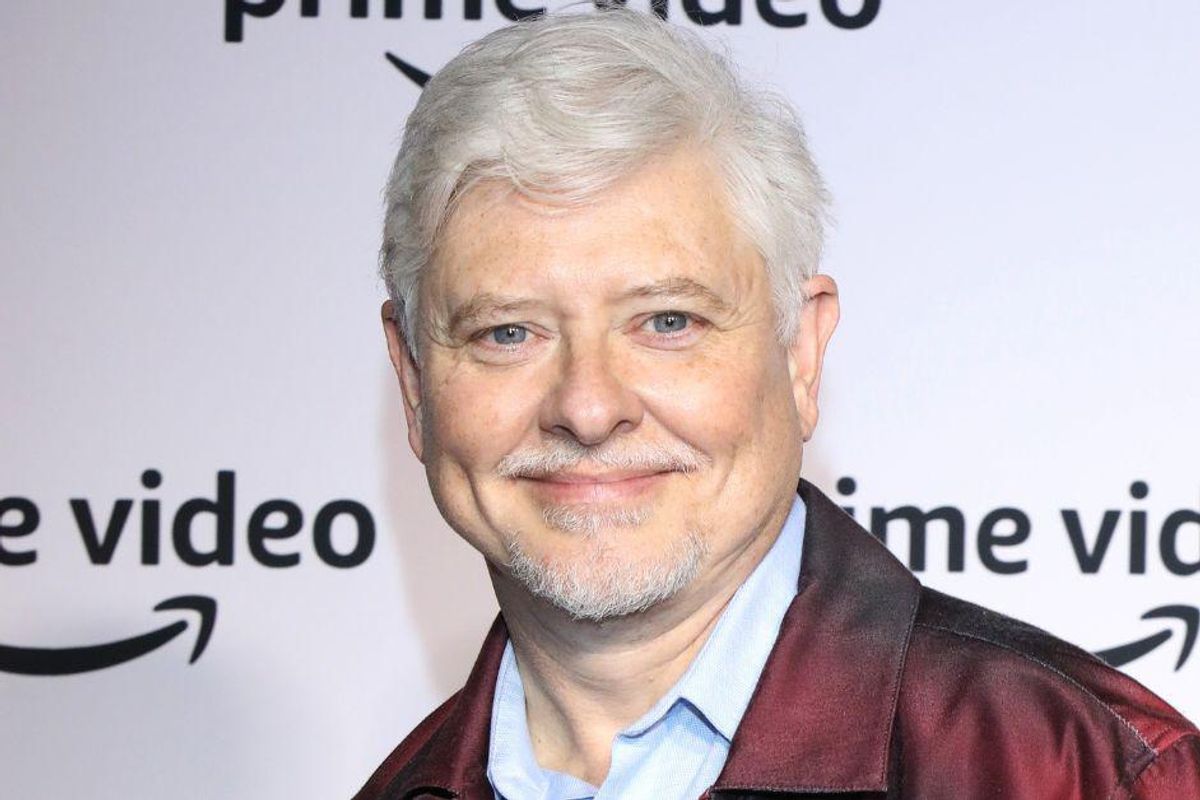 'NewsRadio' Star Dave Foley Shares Drawing Of His UFO Encounter—And Assures Fans He's Not Joking