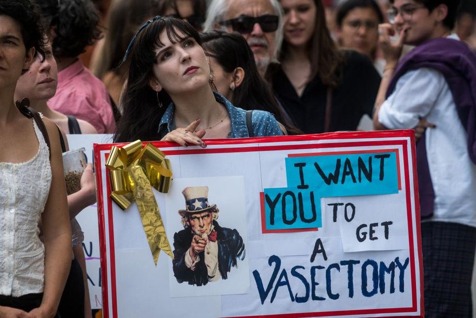 Up 900 Roe reversal sends young men rushing to get vasectomies