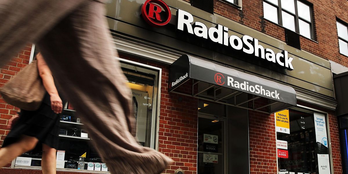 Radioshack's Twitter Feed Is Total Chaos