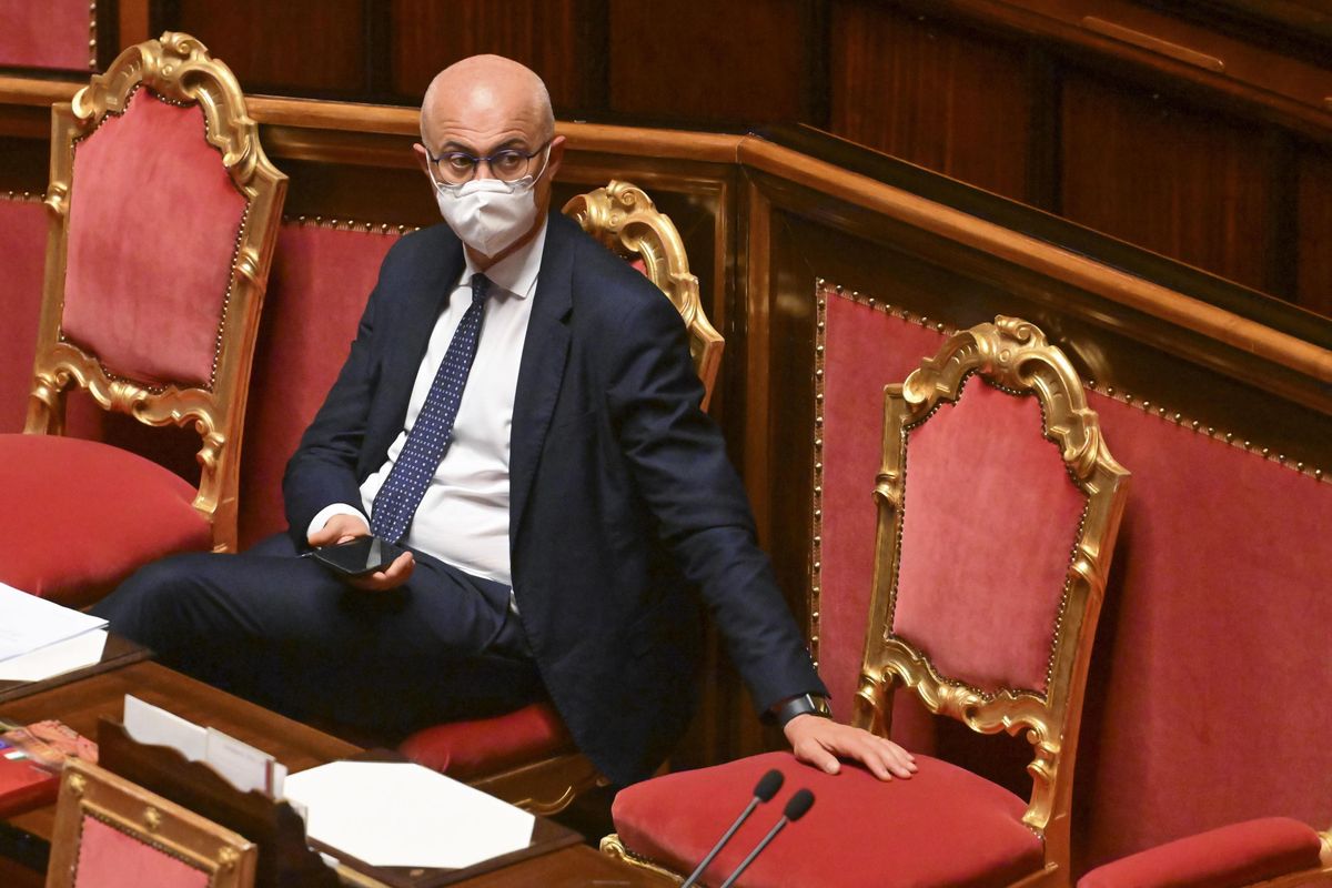 D’Incà si ribella a Draghi sul dl Aiuti. No fiducia, no termovalorizzatore