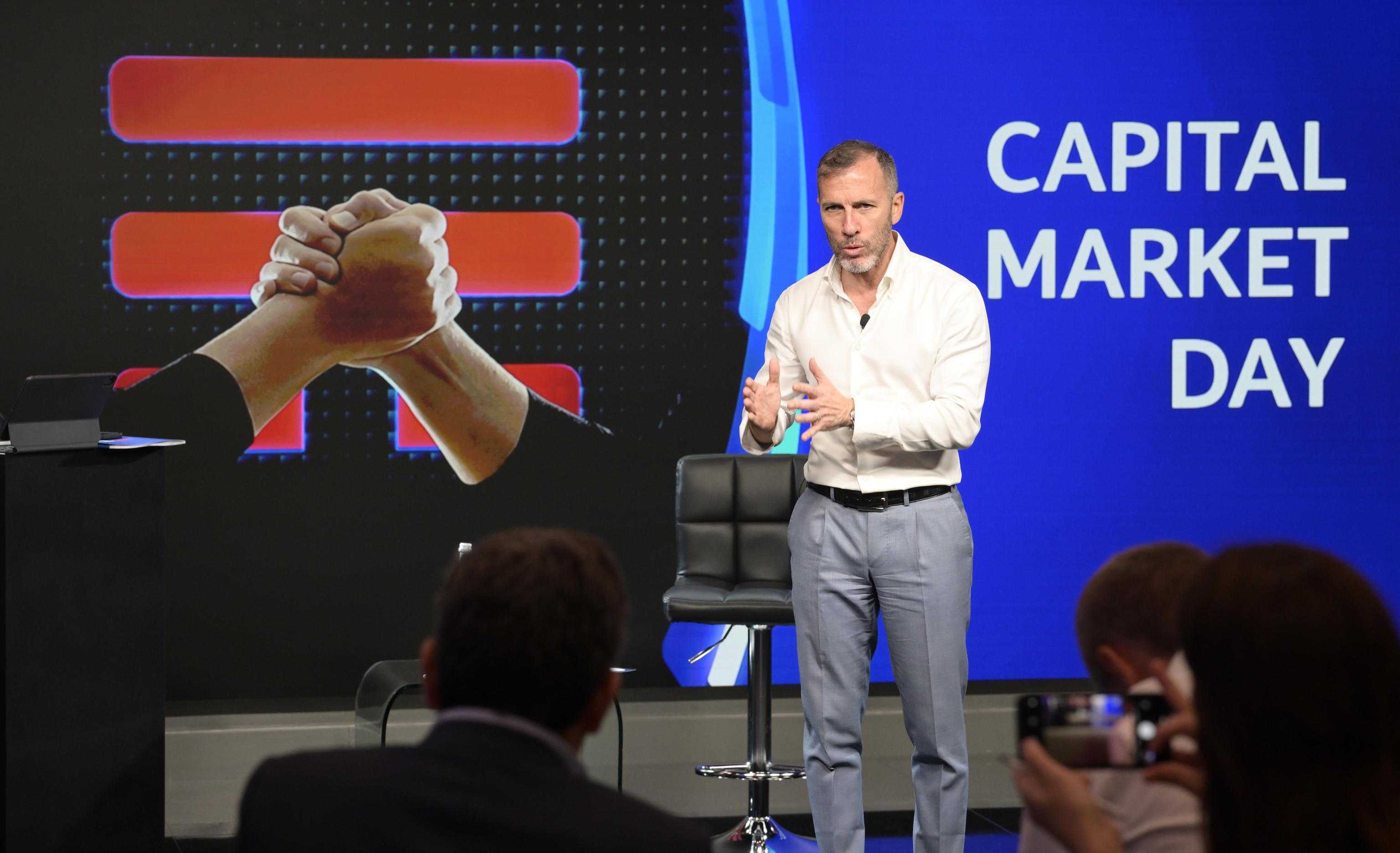 Imprese, Labriola (Tim): «Pronto piano B, ma accordo con Cdp è via maestra»