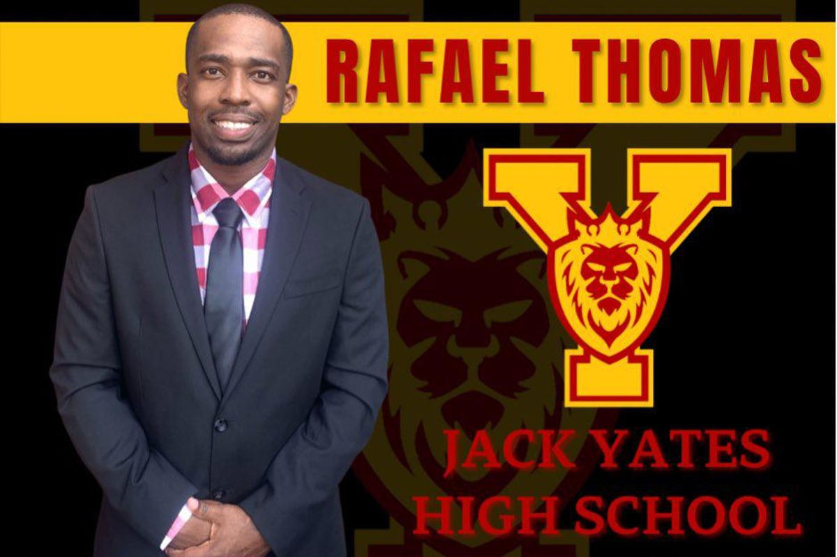 #UsVersusUs: Thomas tabbed as new Jack Yates head football coach