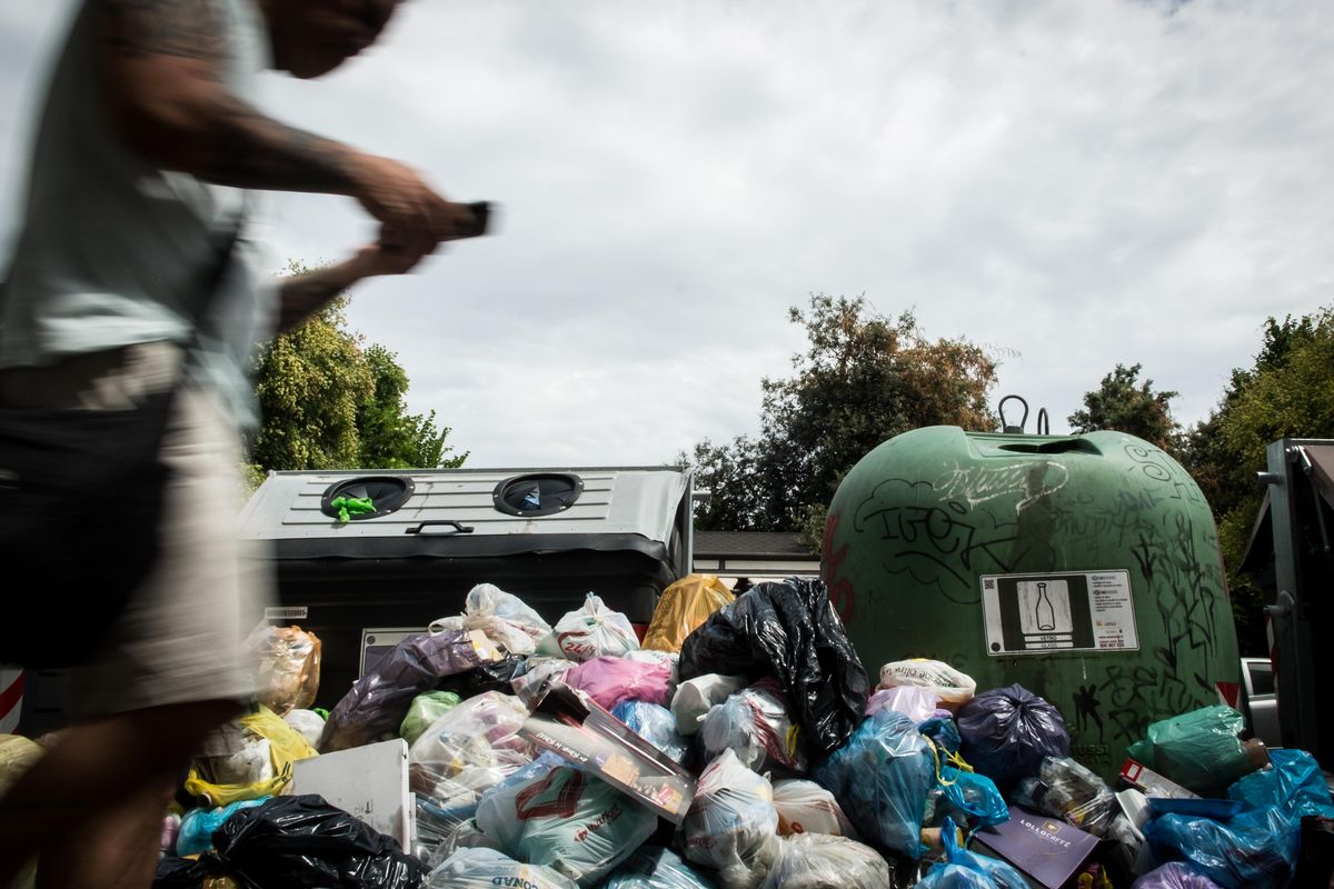 Siluri contro Gualtieri anche dal Vaticano