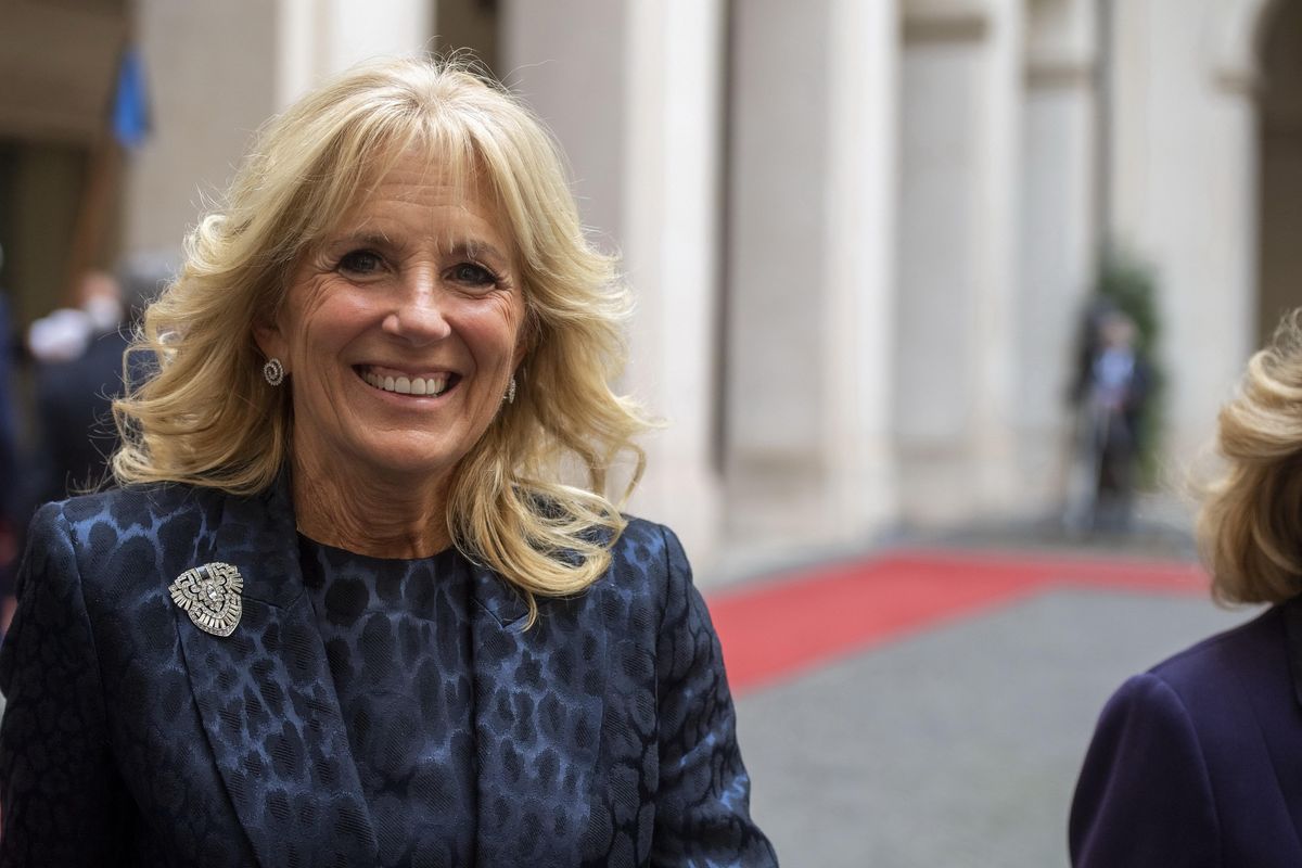 Il sindacato della moglie di Biden scheda chi è contro il gender a scuola