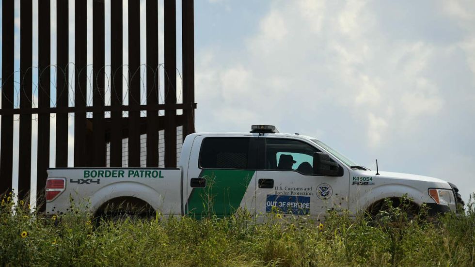 Horowitz DHS released nearly 100K illegal aliens in just one month Tip of the invasion iceberg