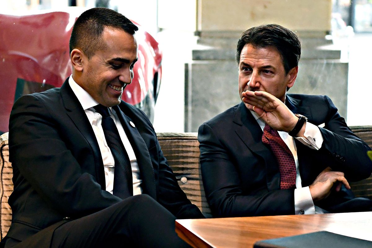 Di Maio divorzia dal M5s di Giuseppi e in Aula battezza la sua Italietta viva