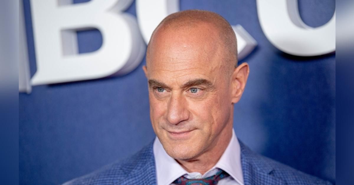 Chris Meloni Got The Best Father's Day Texts From His Kid Who Name-Dropped Him At A Drag Bar