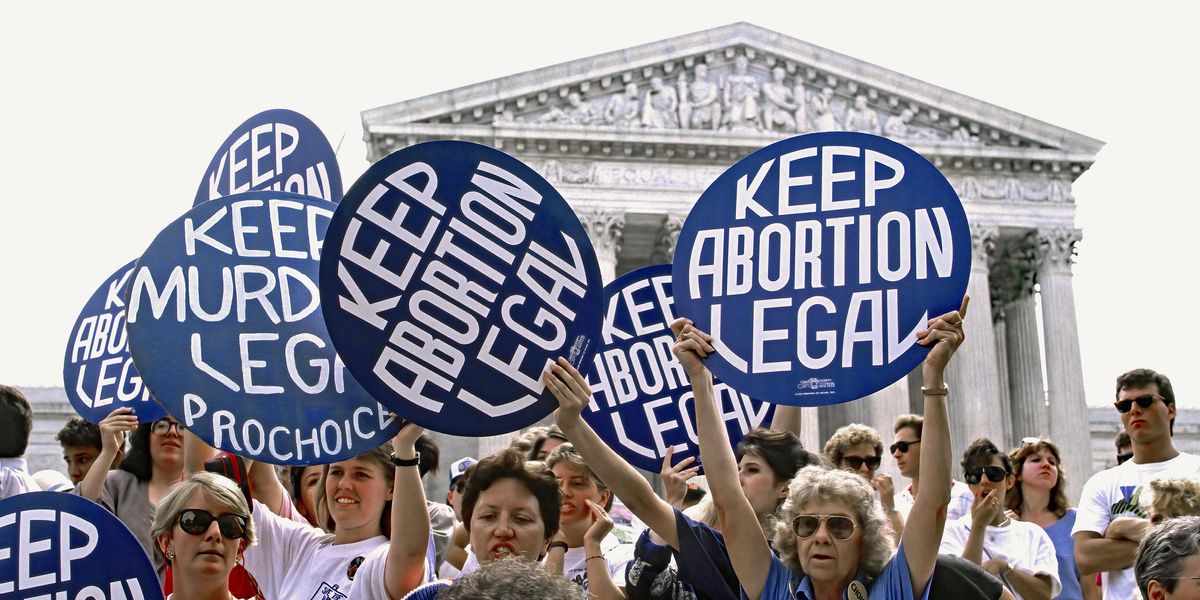 Supreme Court Overturns Roe v. Wade