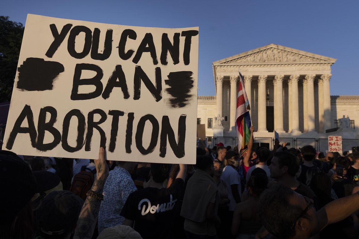 La sinistra non ama l’aborto, odia la democrazia