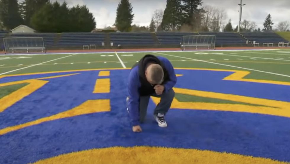 Supreme Court rules in favor of former public HS football coach who was fired after refusing to stop praying on field after games