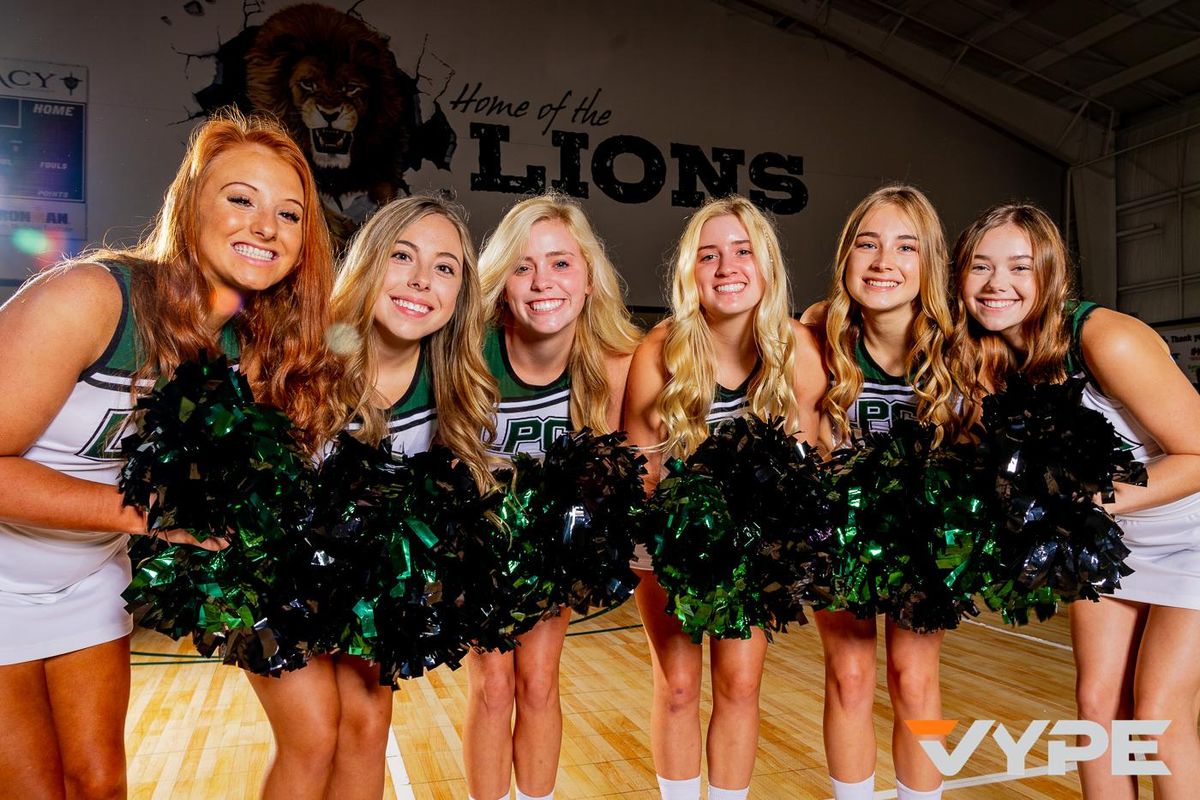 CHEER-U: Lions Cheer Developing College Stars