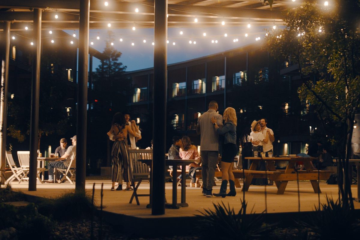 Texas summer travel: Enjoy pools, live music and more with Valencia Hotel Group
