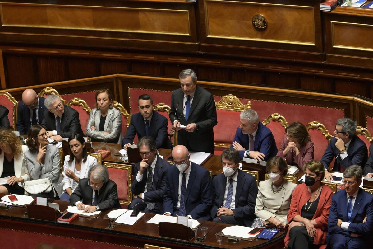 Allergico al Parlamento in nome del popolo