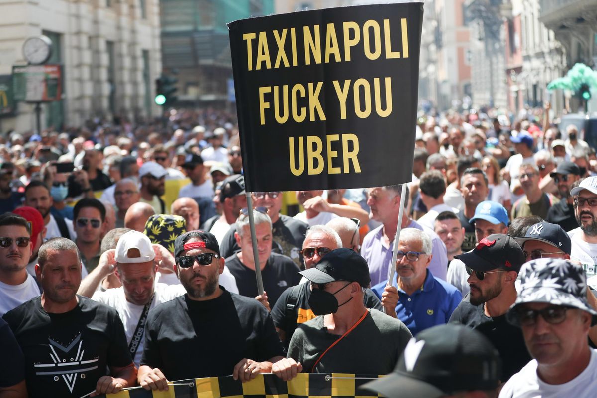 In cdm cade il tabù del premier. Fuori i tassisti dal dl Concorrenza