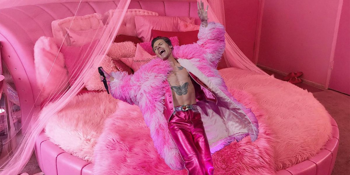 Harry Styles May Be In Your Bed for 'Late Night Talking' Video