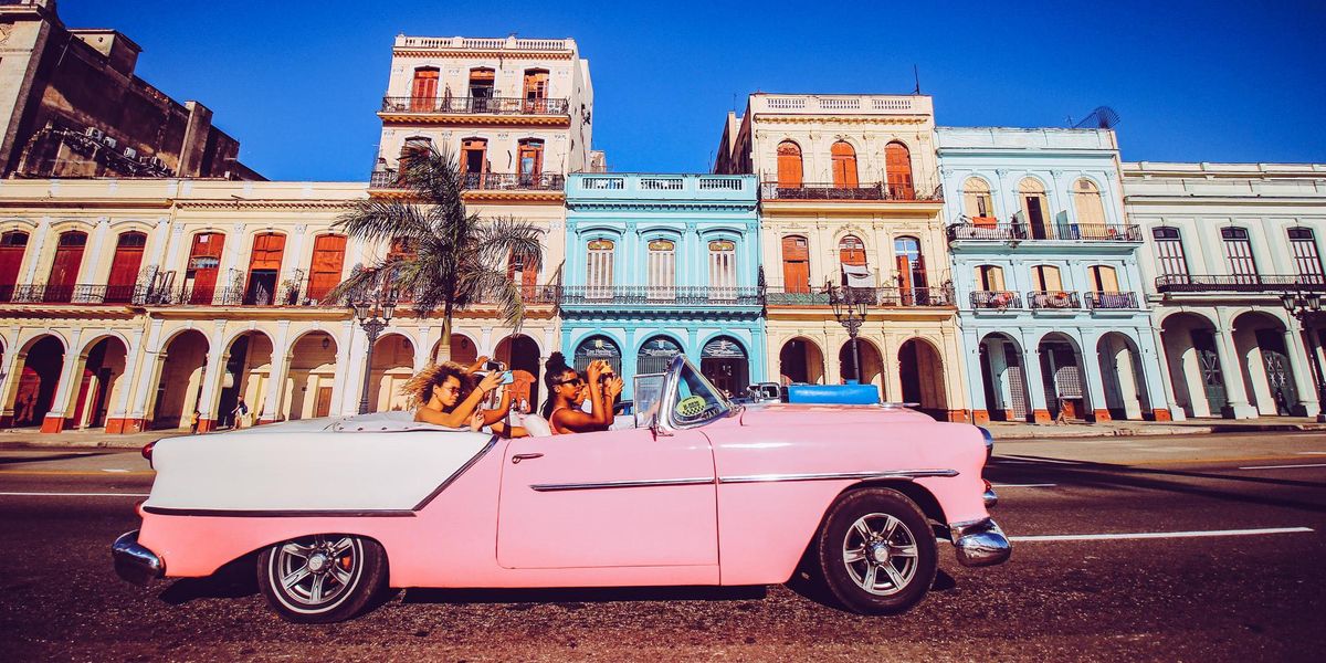 People Who Live In Tourist Destinations Divulge What They Wish Tourists Would Stop Doing