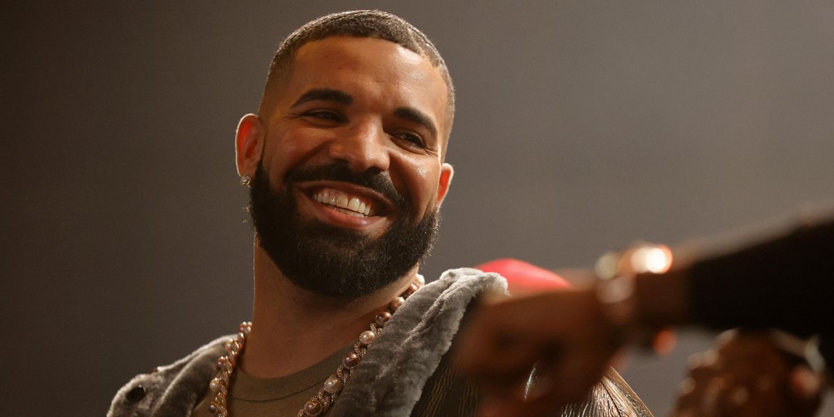 Drake Responds to Sweden Weed Arrest Rumors