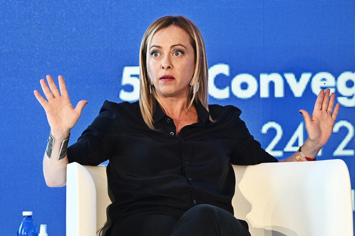 Lega e Fi per il rimpasto senza grillini. Meloni: «Basta teatrini, voto subito»