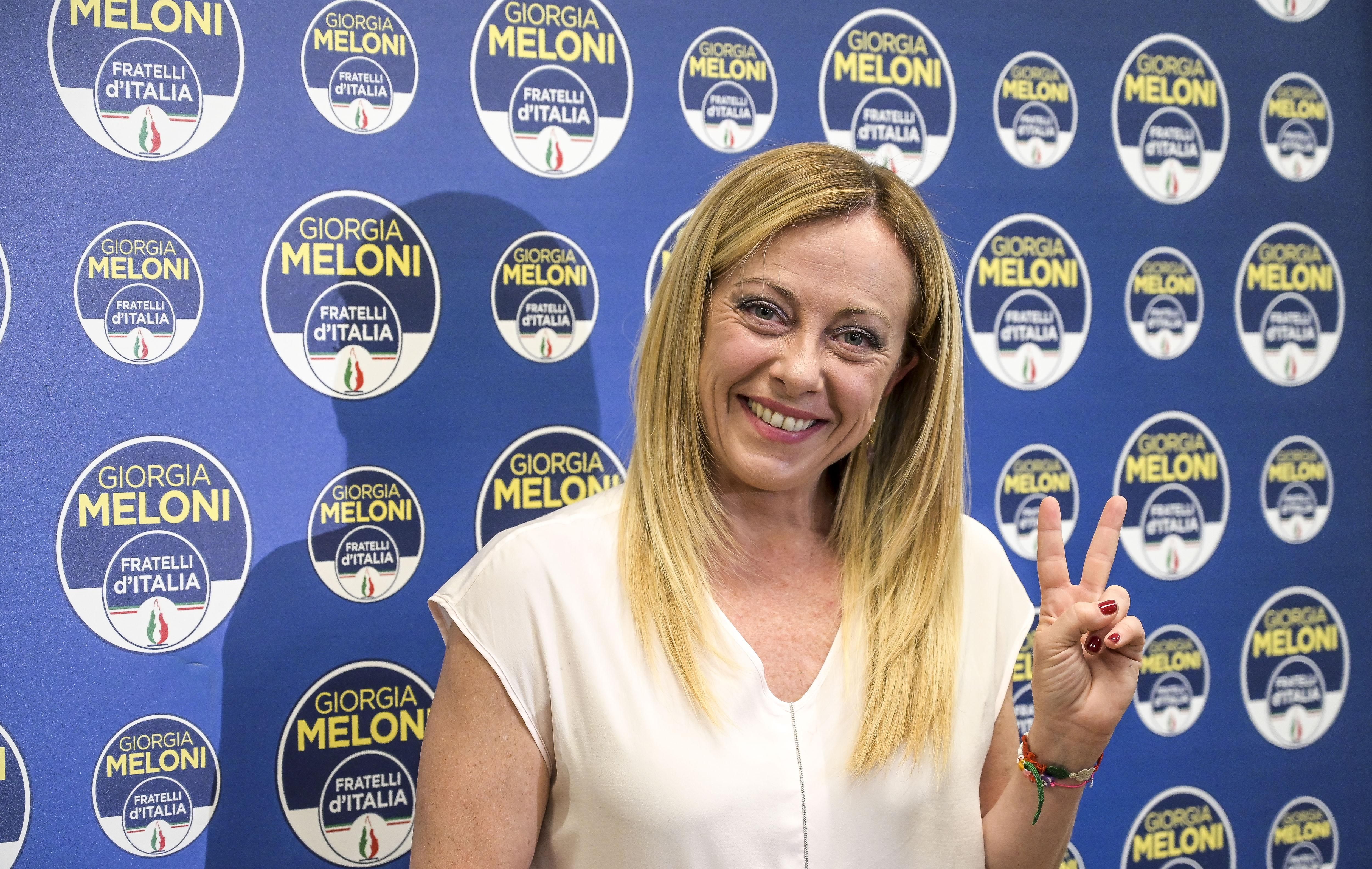 Torna la caccia al fascismo immaginario