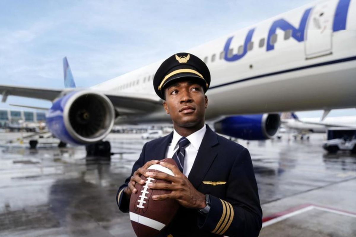 United launches new flights to powerhouse schools for Houston college football fans