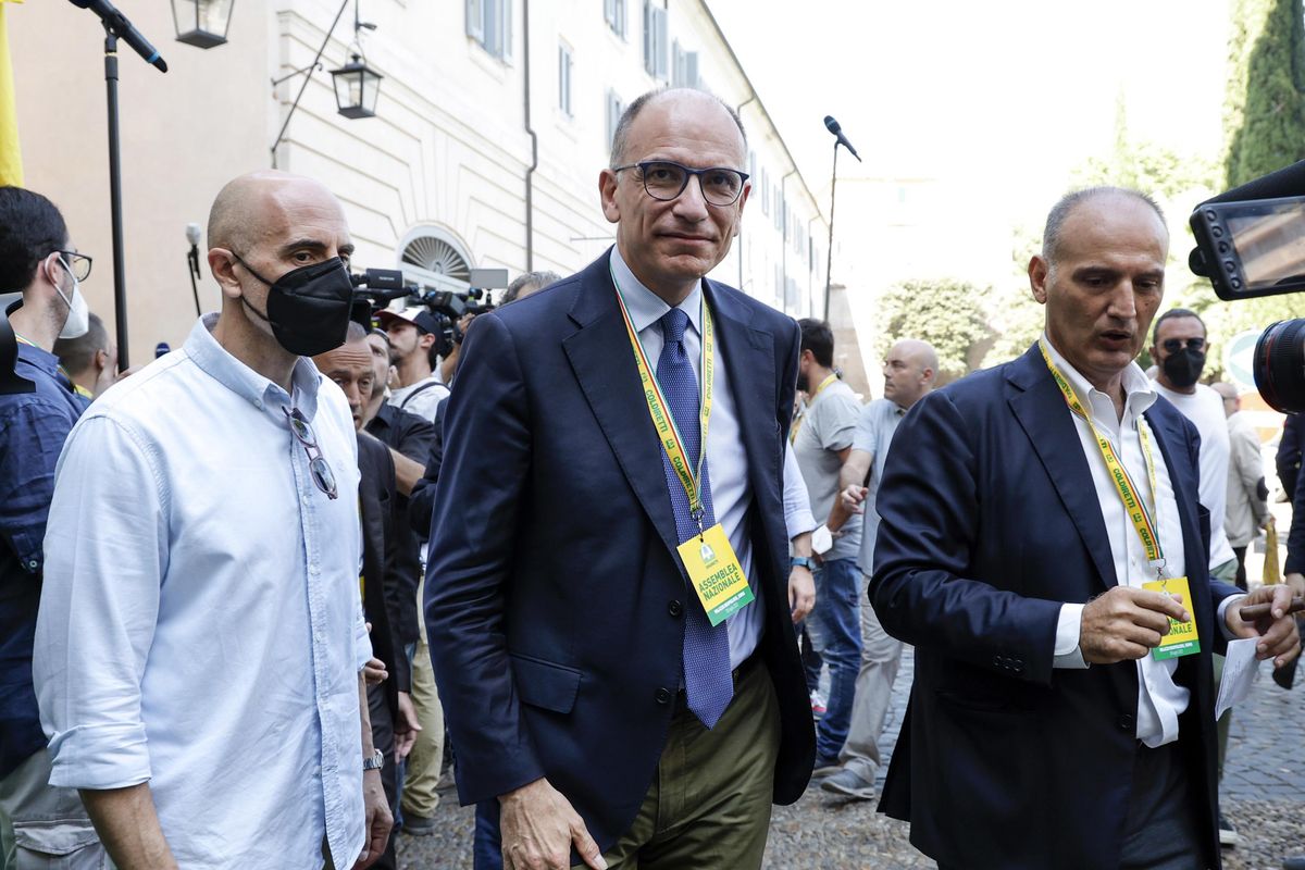 Carfagna e Gelmini ridotte a battersi per la patrimoniale che vuole Letta