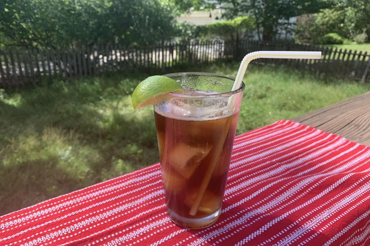 Welcome to Wonkette Happy Hour, With This Week's Cocktail, The Cuba Libre!