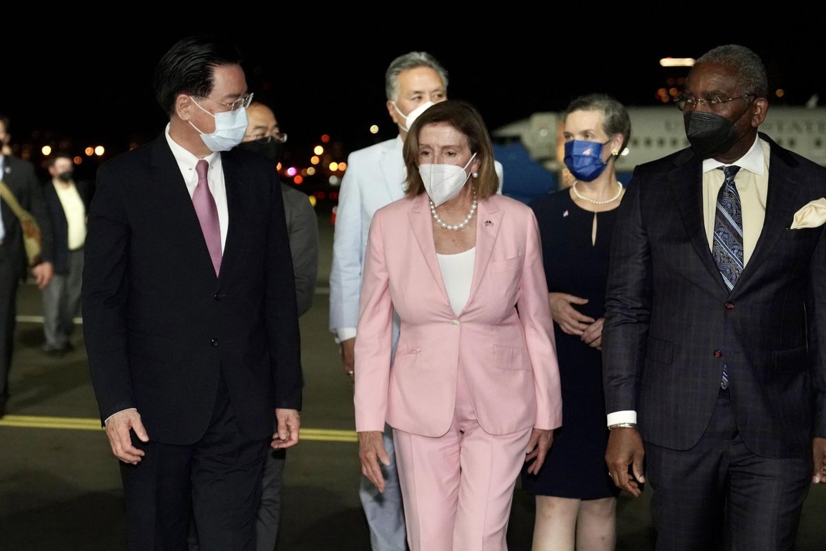 Pelosi atterra a Taiwan e la tensione schizza