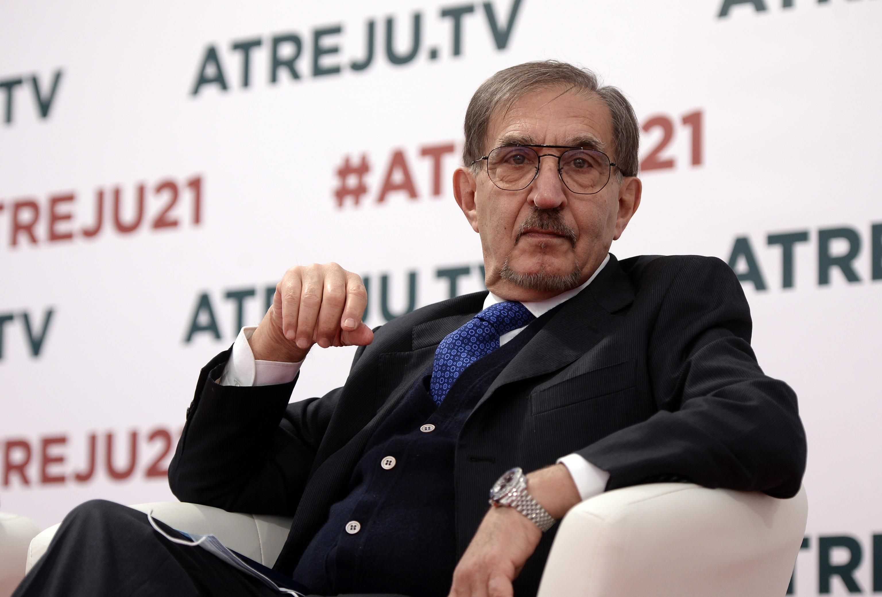 La Russa: «Non escludo bombe giudiziarie. Ce lo insegna la storia del voto»