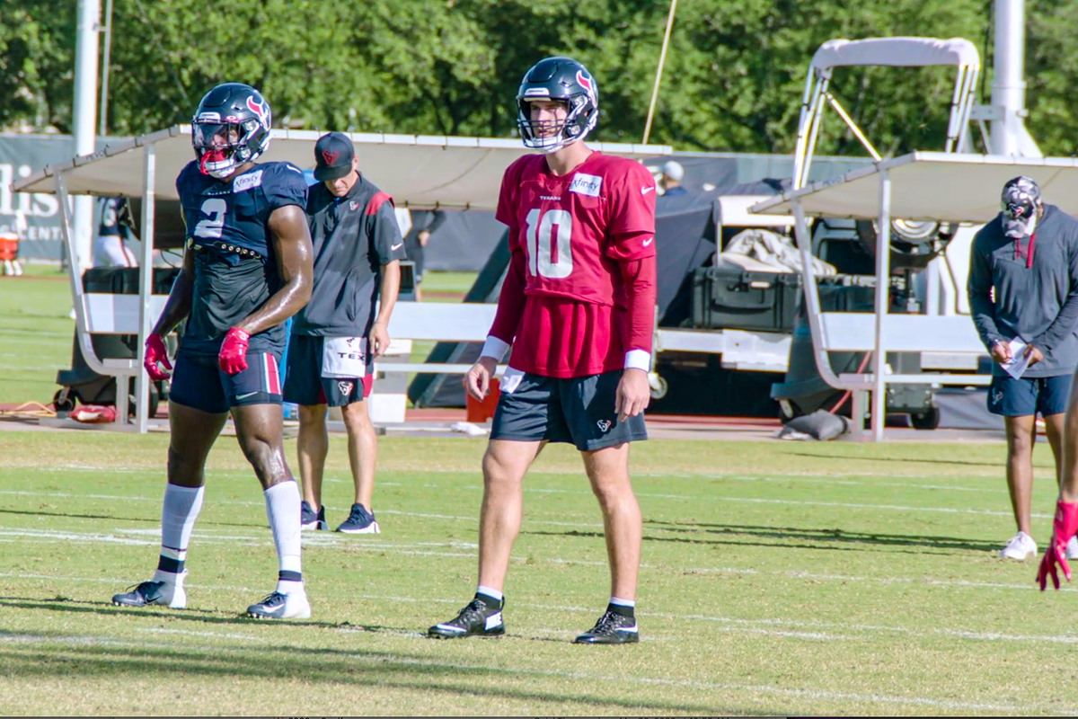 Texans training camp: Davis Mills bounces back after struggling against Rams