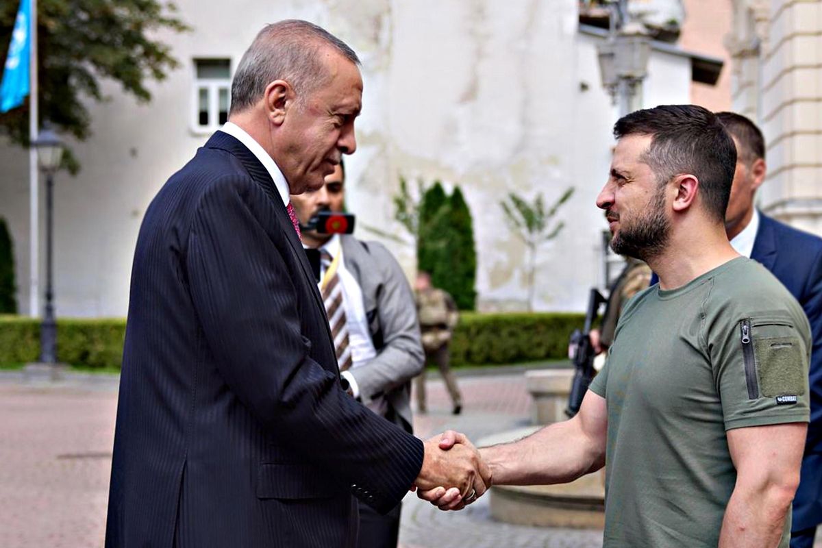 Asse Zelensky-Erdogan sulla Crimea. «Deve essere restituita all’Ucraina»