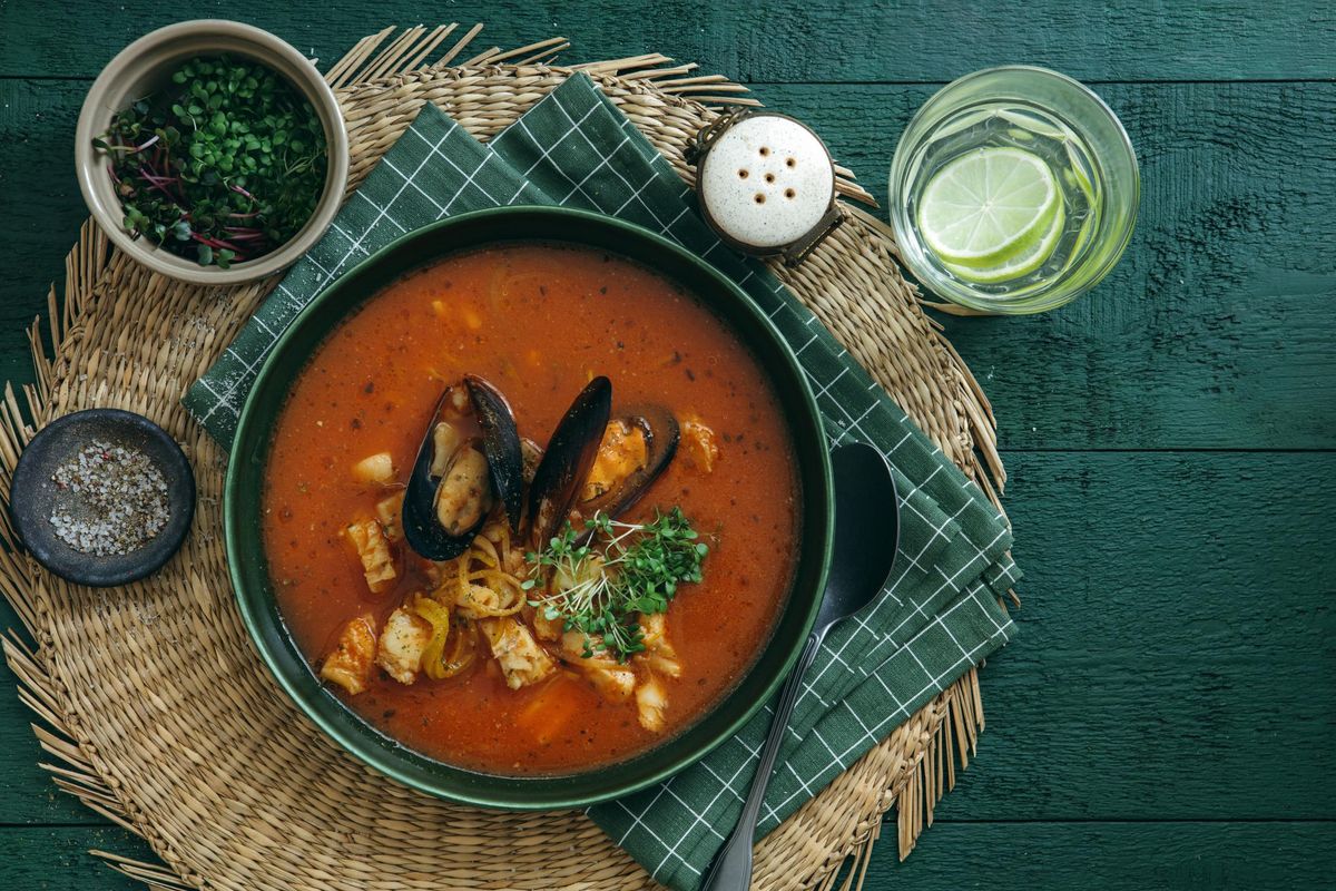 La «pax cacciucca» tra fascisti e anarchici