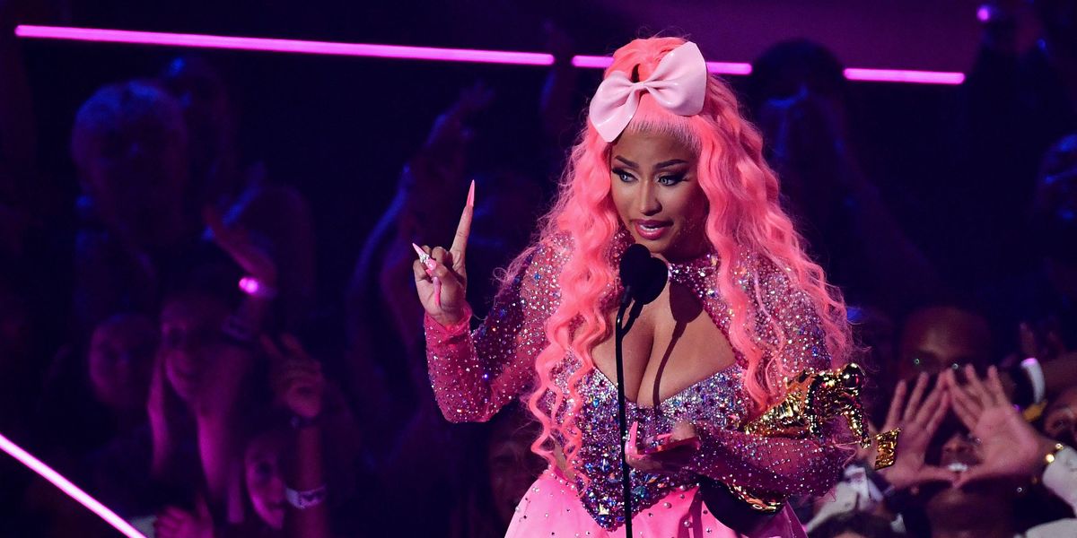 Nicki Minaj Wins the VMAs With Career-Spanning Performance