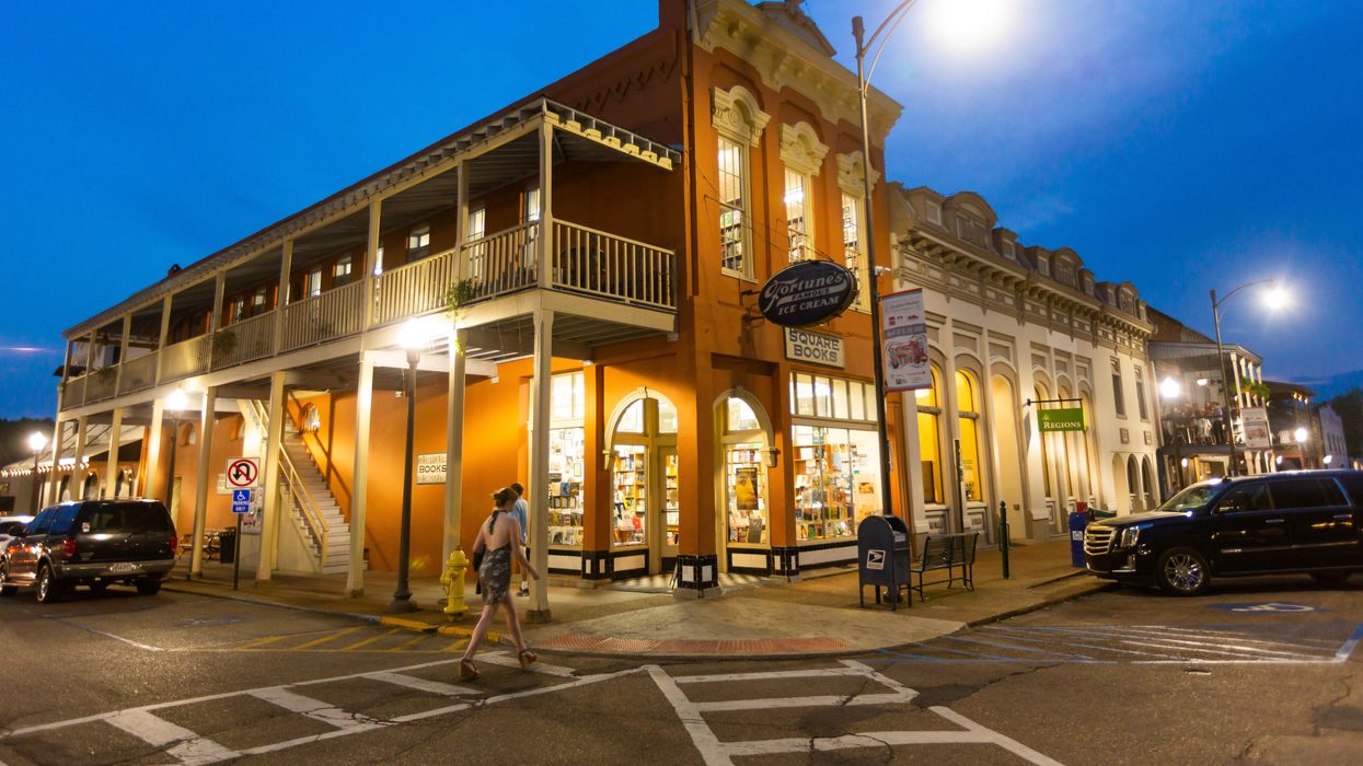 4 Mississippi downtown squares you’ll love