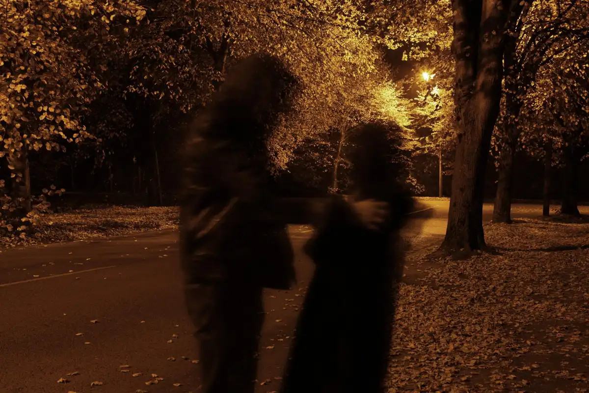 Ragazzine in festa e mamme col bebè. Ancora stupri firmati dalle risorse