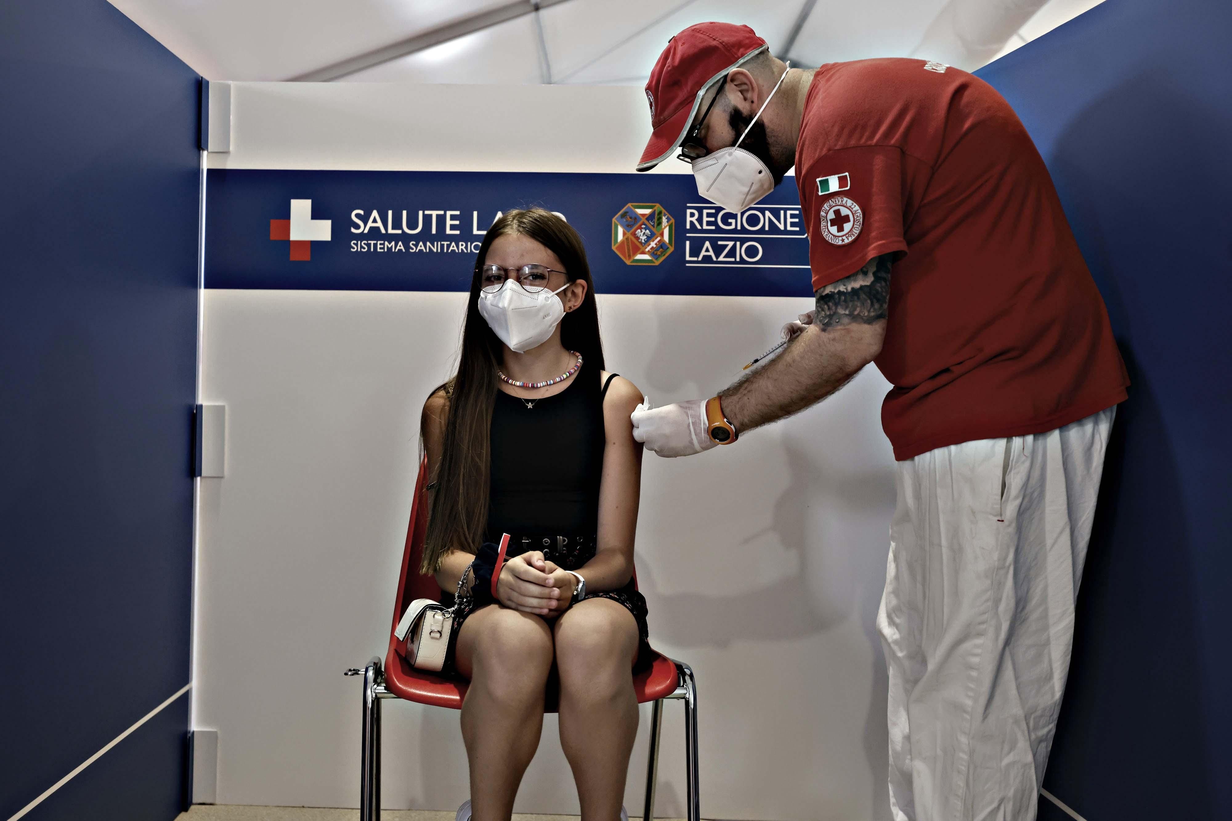 Sognano il booster per tutti gli over 12 senza dire perché