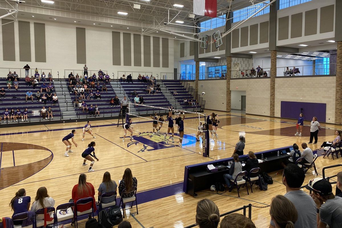 HIGHLIGHT VIDEO: Denton Broncos vs. Frisco volleyball