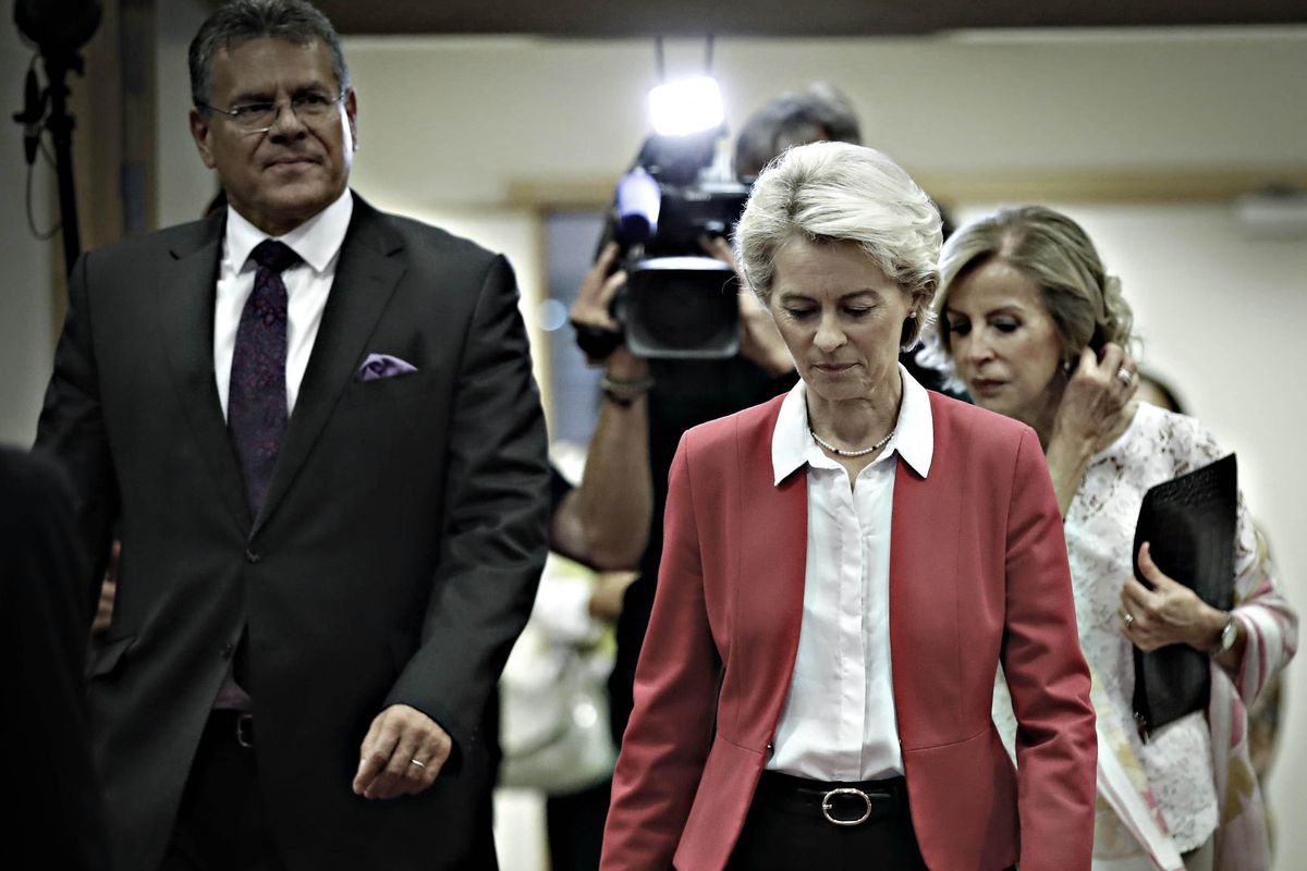 Con la crisi torna il metodo Orwell