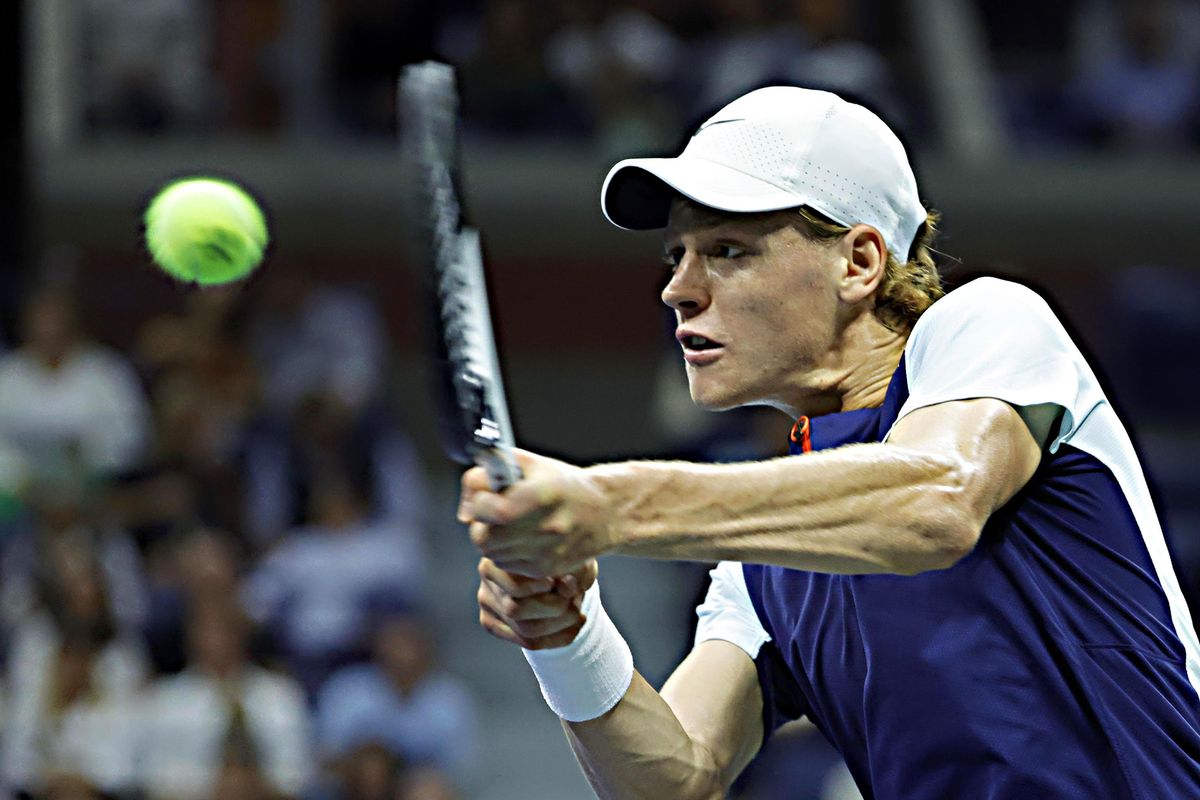 Una sconfitta epica porta Sinner nell’Olimpo