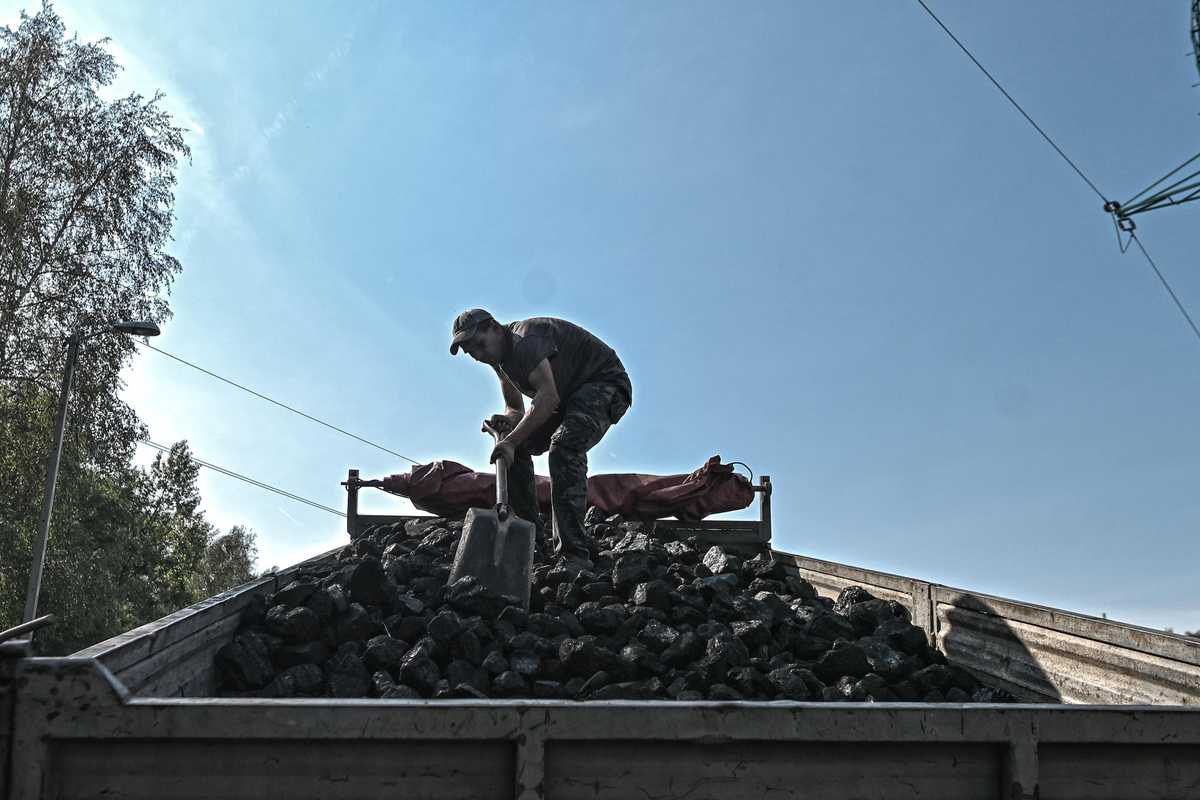 Dietrofront sulle sanzioni al coke. L’Ue si rimangia lo stop alla Russia