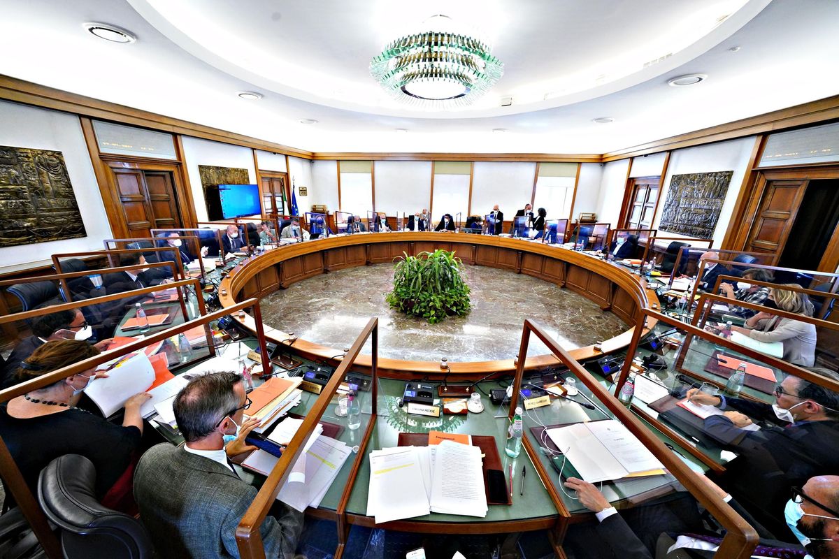 Csm, stravincono sempre le correnti. Le toghe «sposano» il bipolarismo