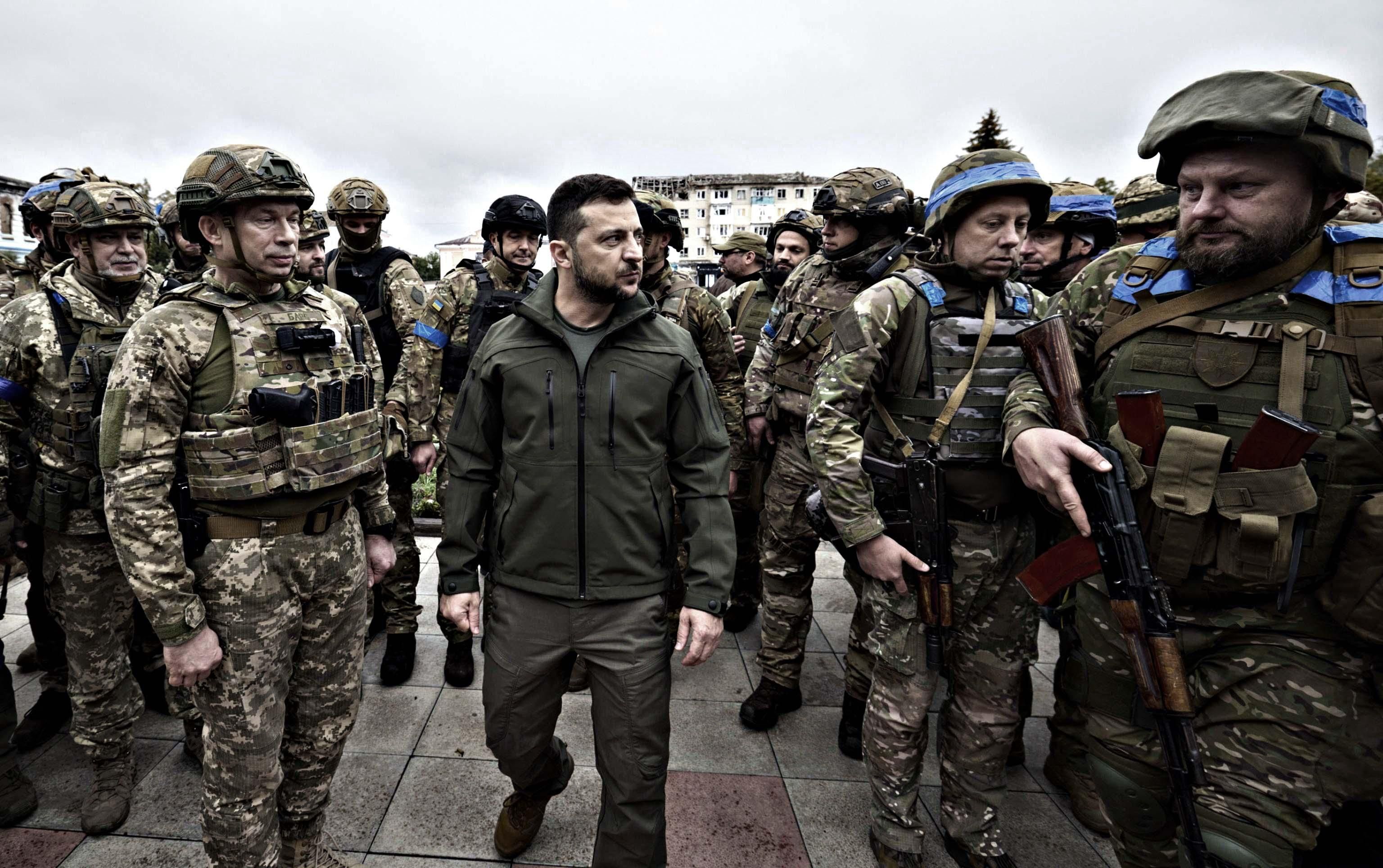 Kiev sguinzaglia i nazisti a caccia di traditori